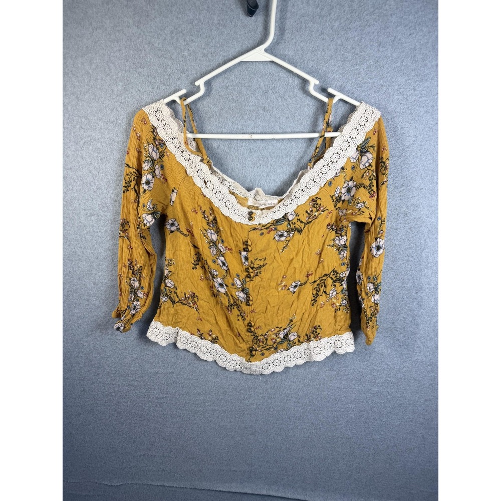 Rewind Blouse Women's Small Yellow Floral Crochet Off Shoulder Crop Top